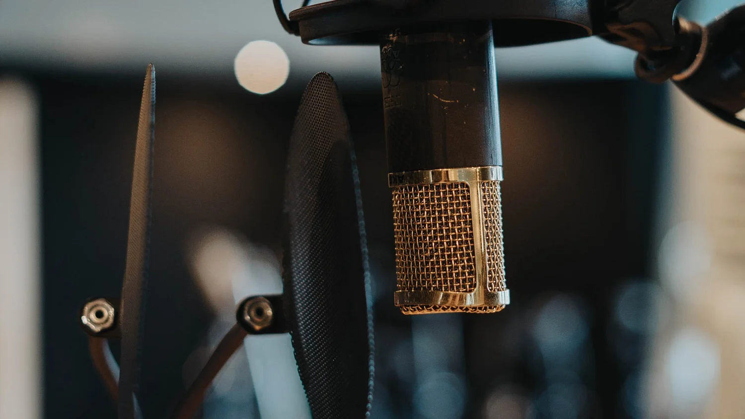 Sound Studio B at ORISONO — control room for stereo, surround and Foley (2/2)