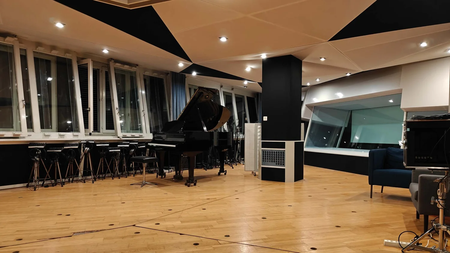 ORISONO post-production facility in Lucerne — 2/6